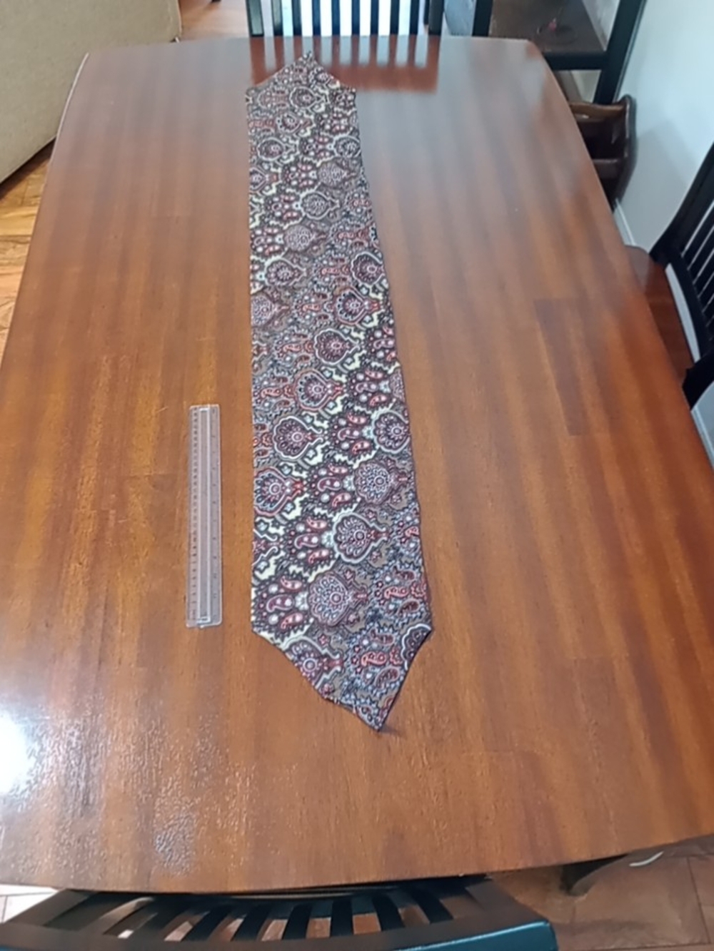 Paisley Print Silk-Feel Neck Scarf in Burgundy and Navy